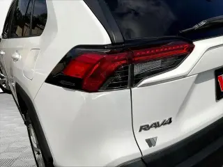 Toyota RAV4 2019 AWD LE 4dr SUV