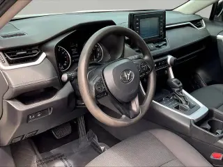 Toyota RAV4 2019 AWD LE 4dr SUV