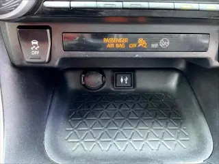 Toyota RAV4 2019 AWD LE 4dr SUV