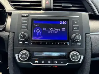 Honda Civic 2019 LX 4dr Sedan CVT
