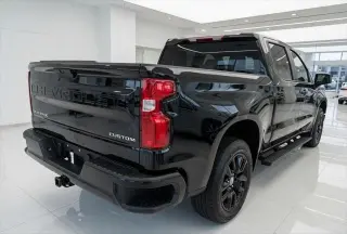Chevrolet Silverado 1500 2021 4x2 Custom 4dr Crew Cab 5.8 ft. SB