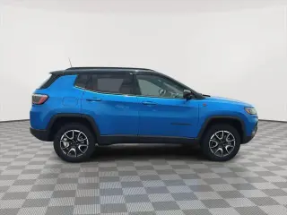 Jeep Compass 2025 4x4 Trailhawk 4dr SUV