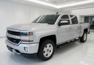 Chevrolet Silverado 1500 2018 4x4 LT 4dr Crew Cab 5.8 ft. SB