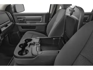 Ram 1500 Classic 2023 4x2 SLT 4dr Crew Cab 6.3 ft. SB Pickup