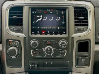 Ram 1500 Classic 2023 4x2 SLT 4dr Crew Cab 6.3 ft. SB Pickup