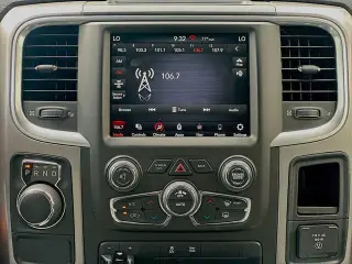Ram 1500 Classic 2023 4x2 SLT 4dr Crew Cab 6.3 ft. SB Pickup