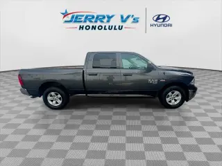 Ram 1500 Classic 2023 4x2 SLT 4dr Crew Cab 6.3 ft. SB Pickup