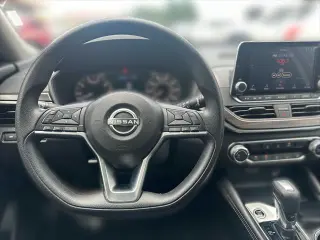 Nissan Altima 2023 2.5 SV 4dr Sedan