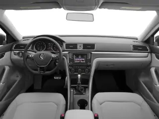 Volkswagen Passat 2017 1.8T R-Line 4dr Sedan