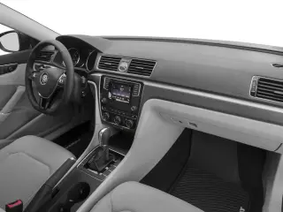 Volkswagen Passat 2017 1.8T R-Line 4dr Sedan