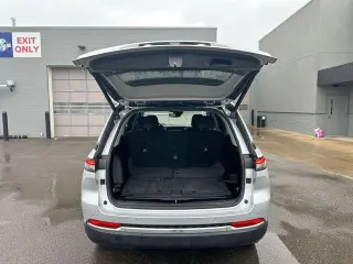Jeep Grand Cherokee 2023 4x4 Limited 4dr SUV