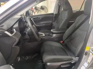 Toyota RAV4 Hybrid 2021 AWD LE 4dr SUV