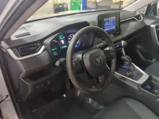Toyota RAV4 Hybrid 2021 AWD LE 4dr SUV