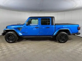 Jeep Gladiator 2022 4x4 Altitude 4dr Crew Cab 5.0 ft. SB