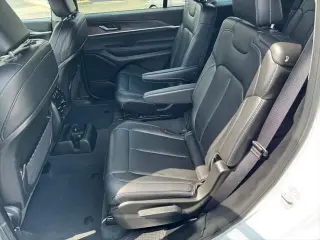 Jeep Grand Cherokee L 2023 4x4 Limited 4dr SUV