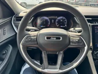 Jeep Grand Cherokee L 2023 4x4 Limited 4dr SUV