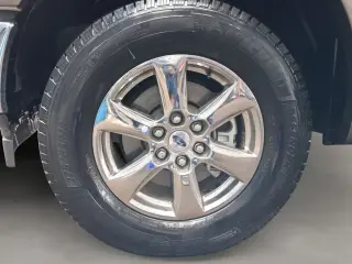 Ford F-150 2020 4x4 XL 4dr SuperCrew 5.5 ft. SB