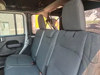 Jeep Wrangler 2024 4x4 Sport 4dr SUV