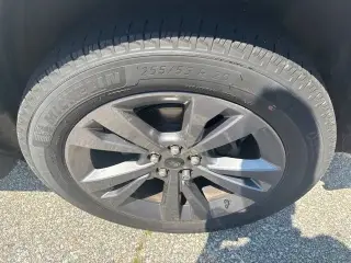Ford Explorer 2023 AWD XLT 4dr SUV