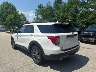 Ford Explorer 2023 AWD XLT 4dr SUV