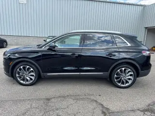 Lincoln Nautilus 2023 AWD Reserve 4dr SUV