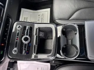 Lincoln Nautilus 2023 AWD Reserve 4dr SUV
