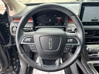 Lincoln Nautilus 2023 AWD Reserve 4dr SUV