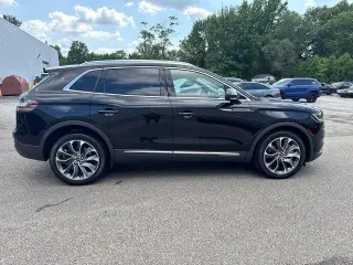 Lincoln Nautilus 2023 AWD Reserve 4dr SUV