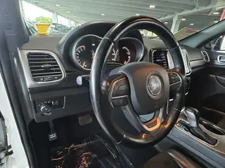 Jeep Grand Cherokee 2020 4x2 Laredo 4dr SUV