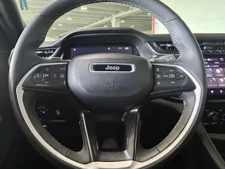 Jeep Grand Cherokee 2023 4x2 Laredo X 4dr SUV