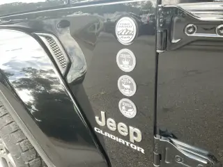 Jeep Gladiator 2020 4x4 Overland 4dr Crew Cab 5.0 ft. SB
