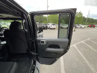 Jeep Gladiator 2020 4x4 Overland 4dr Crew Cab 5.0 ft. SB