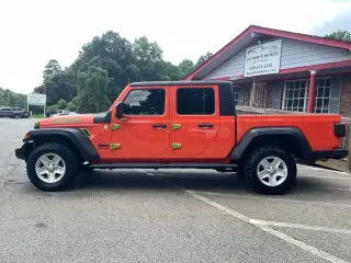 Jeep Gladiator 2020 4x4 Sport 4dr Crew Cab 5.0 ft. SB