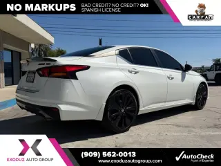 2022 Nissan Altima 2.5 SR