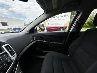 2015 Chevrolet Cruze 1LT Auto