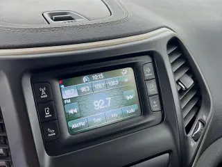 Jeep Cherokee 2018 4x4 Latitude 4dr SUV