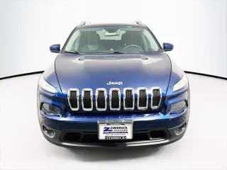 Jeep Cherokee 2018 4x4 Latitude 4dr SUV