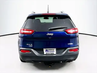 Jeep Cherokee 2018 4x4 Latitude 4dr SUV