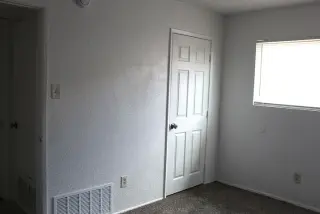 Esta casa de 3 dormitorios y 2