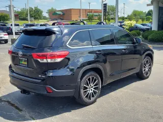 2017 Toyota Highlander