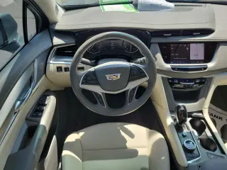 2024 CADILLAC XT5