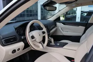 2022 Maserati Levante