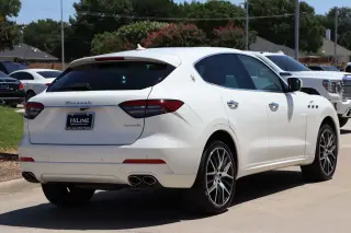 2022 Maserati Levante