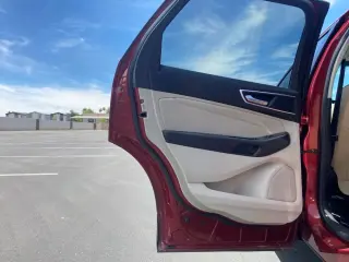 2016 Ford Edge