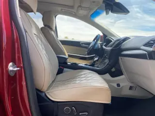 2016 Ford Edge