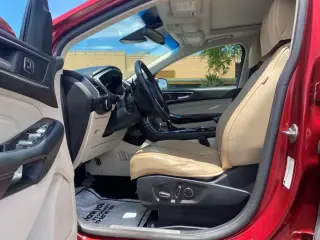 2016 Ford Edge
