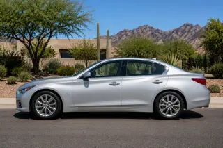 2015 INFINITI Q50