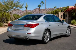 2015 INFINITI Q50
