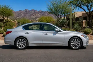 2015 INFINITI Q50