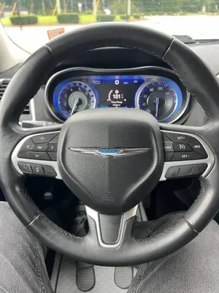 2015 Chrysler 300 Limited